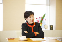 Tìm hiểu về Thống đốc Tokyo: Koike Yuriko