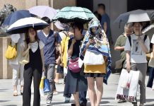 Nắng nóng nguy hiểm vẫn tiếp diễn tại Nhật